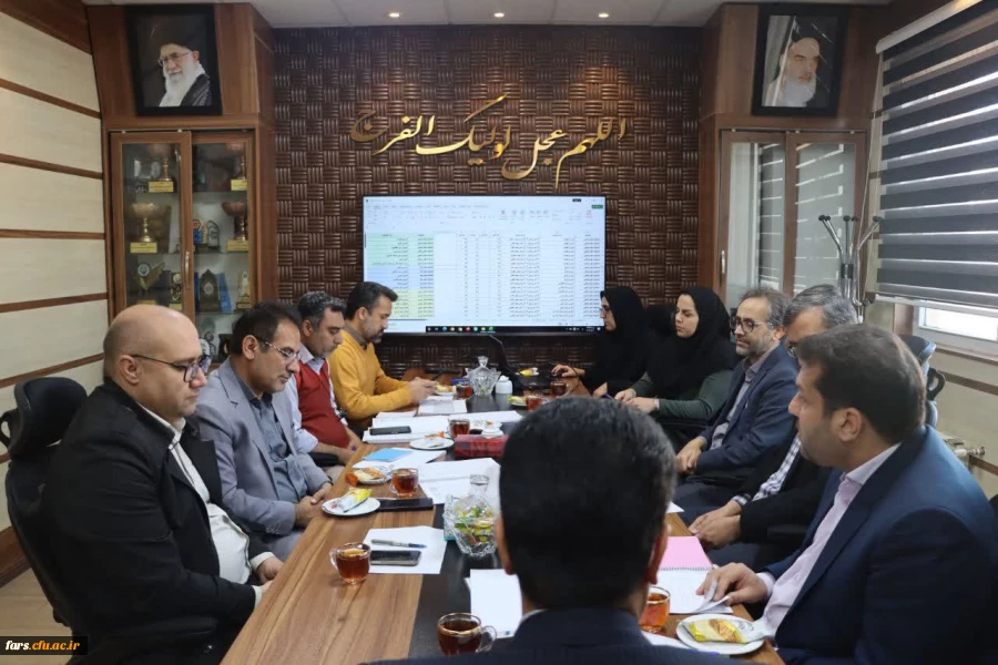 ساختار جدید سازمانی دانشگاه فرهنگیان فارس در سه دانشکده علوم انسانی،علوم تربیتی و علوم پایه و چهار معاونت برنامه ریزی و توسعه منابع،آموزش و پژوهش،امور دانشجویان و فرهنگی،تربیتی مستقر می شود. 5