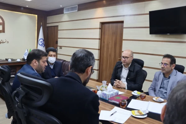 ساختار جدید سازمانی دانشگاه فرهنگیان فارس در سه دانشکده علوم انسانی،علوم تربیتی و علوم پایه و چهار معاونت برنامه ریزی و توسعه منابع،آموزش و پژوهش،امور دانشجویان و فرهنگی،تربیتی مستقر می شود. 7