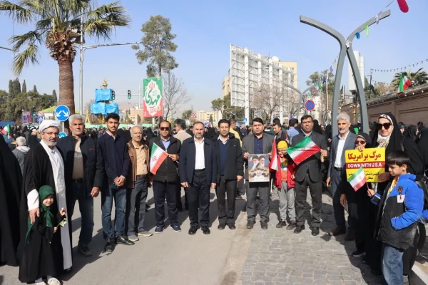 گزارش تصویری | حضور پرشور دانشگاه فرهنگیان فارس در راهپیمایی ۲۲ بهمن 2