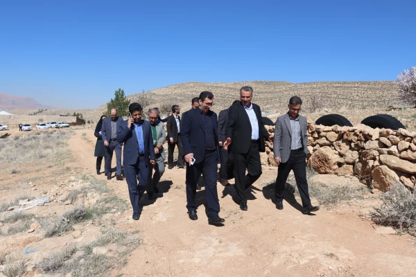بازدید مدیرکل دفتر برنامه و بودجه سازمان مرکزی از زمین دانشگاه جامع فرهنگیان فارس 13