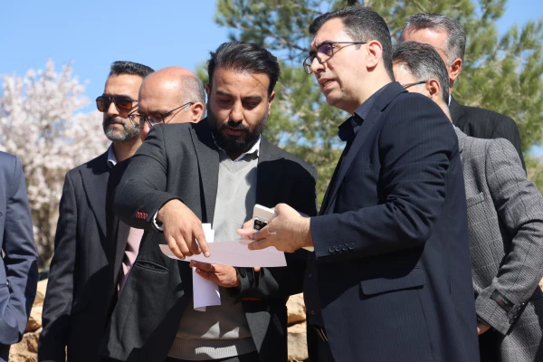 بازدید مدیرکل دفتر برنامه و بودجه سازمان مرکزی از زمین دانشگاه جامع فرهنگیان فارس 15