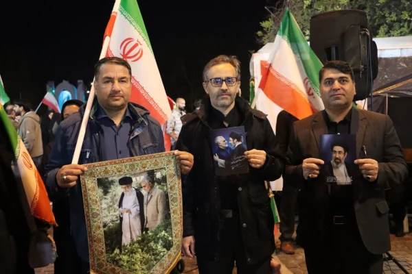  اجتماع عظیم دانشگاهیان استان فارس در پی شهادت قائد امت؛ رهبر شهید انقلاب اسلامی حضرت آیت الله العظمی امام خامنه ای (قدس سره الشریف) و بیعت با رهبر عالیقدر و عظیم الشأن انقلاب اسلامی حضرت آیت الله العظمی امام سید مجتبی خامنه ای (حفظه الله) 6