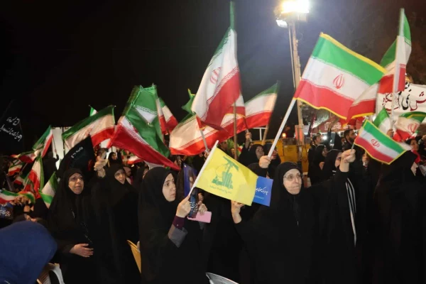  اجتماع عظیم دانشگاهیان استان فارس در پی شهادت قائد امت؛ رهبر شهید انقلاب اسلامی حضرت آیت الله العظمی امام خامنه ای (قدس سره الشریف) و بیعت با رهبر عالیقدر و عظیم الشأن انقلاب اسلامی حضرت آیت الله العظمی امام سید مجتبی خامنه ای (حفظه الله) 15