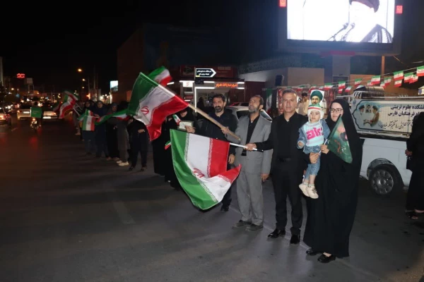 ️فعالیت موکب دانشگاه فرهنگیان فارس، با همراهی اساتید، کارکنان و دانشجویان، همچنان ادامه دارد.  5