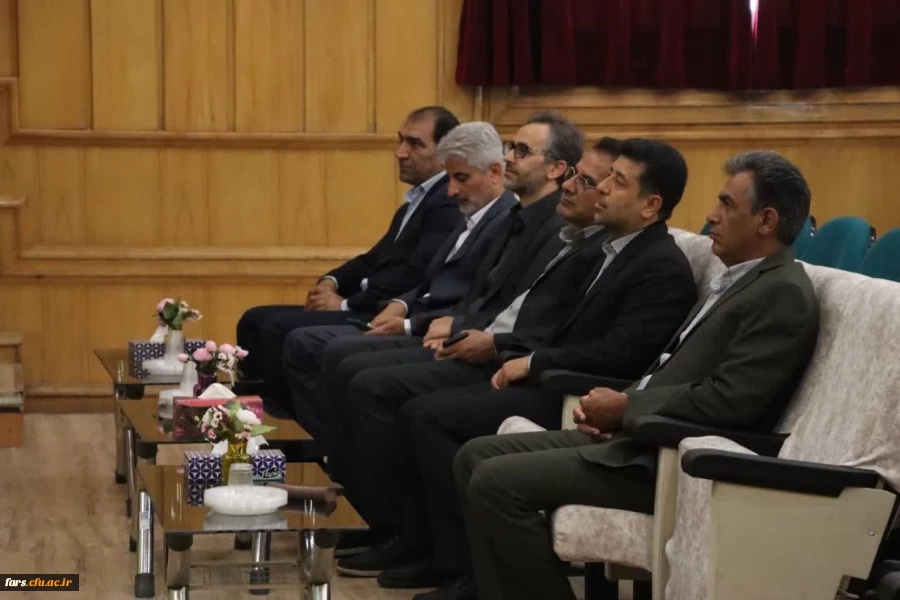 مراسم معارفه سرپرست و معاونین دانشکده علوم تربیتی دانشگاه فرهنگیان فارس و تودیع و معارفه رؤسای سابق و جدید اداره نظارت، ارزیابی و تضمین کیفیت دانشگاه فرهنگیان فارس در واحد سلمان فارسی شیراز برگزارشد. 3