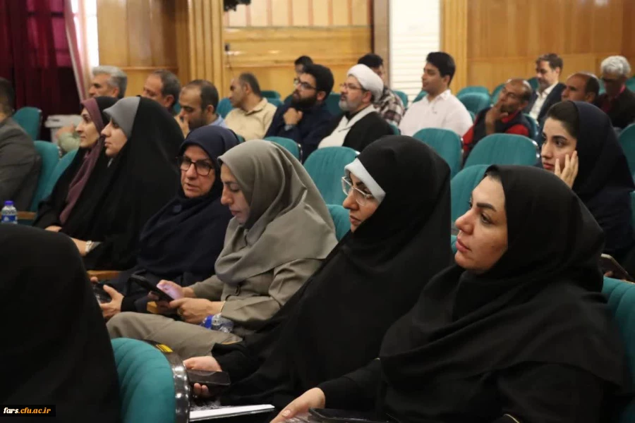مراسم معارفه سرپرست و معاونین دانشکده علوم تربیتی دانشگاه فرهنگیان فارس و تودیع و معارفه رؤسای سابق و جدید اداره نظارت، ارزیابی و تضمین کیفیت دانشگاه فرهنگیان فارس در واحد سلمان فارسی شیراز برگزارشد. 8
