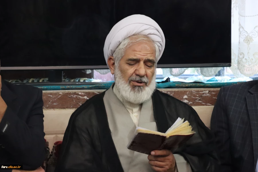 دیدار مسئولان دانشگاه فرهنگیان فارس با خانواده شهید عباس عرفانی فر
 7