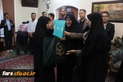 دیدار مسئولان دانشگاه فرهنگیان فارس با خانواده شهید عباس عرفانی فر
 8