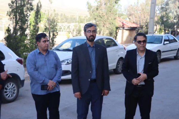 دیدار مسئولان دانشگاه فرهنگیان فارس با خانواده شهید عباس عرفانی فر
 11