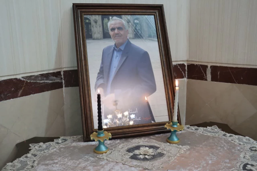 دیدار مسئولان دانشگاه فرهنگیان فارس با خانواده شهید عباس عرفانی فر
 12