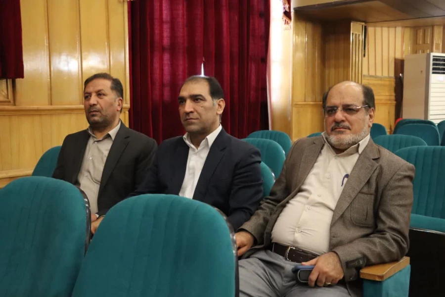 مراسم تقدیر از مشاوران دانشگاه فرهنگیان استان فارس در دانشکده علوم تربیتی برگزار شد 
 2