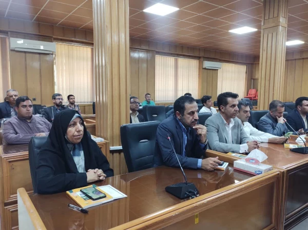 نشست بصیرتی سیاسی اساتید دانشگاه فرهنگیان استان فارس 5