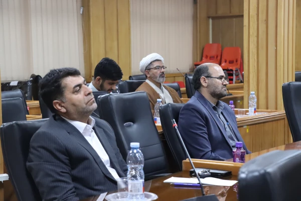  دکتر حمیدرضا ابراهیمی: دانشگاه فرهنگیان فارس از استان های پیشرو در حوزه فرهنگی و تربیتی است
 4