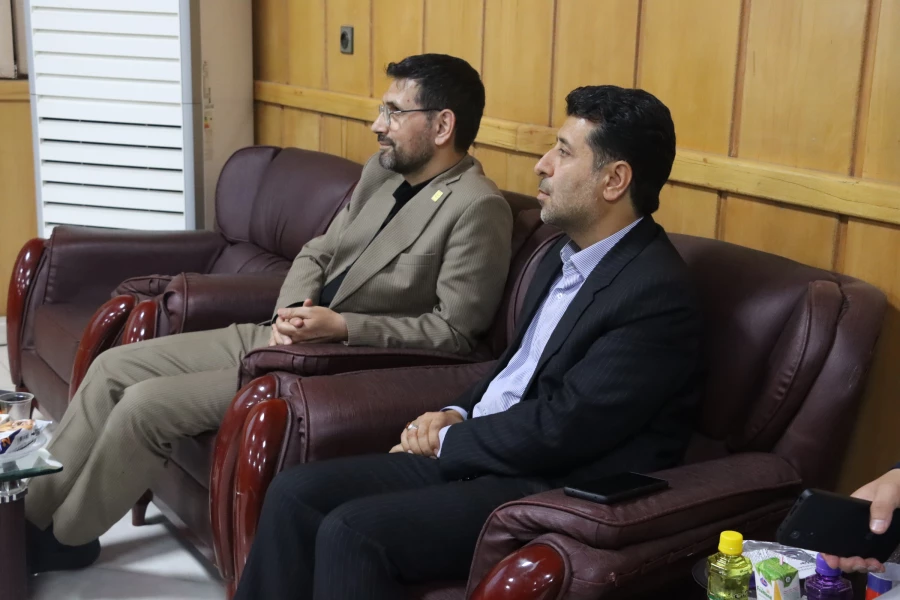  دکتر حمیدرضا ابراهیمی: دانشگاه فرهنگیان فارس از استان های پیشرو در حوزه فرهنگی و تربیتی است
 11