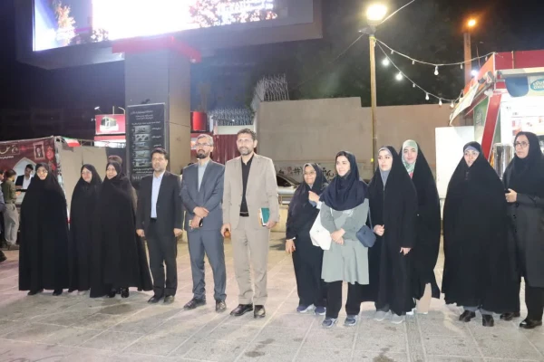 حضور معاون فرهنگی و تربیتی دانشگاه فرهنگیان در موکب فرهنگی دانشگاه فرهنگیان استان فارس  7