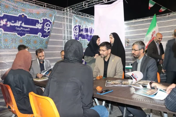 حضور معاون فرهنگی و تربیتی دانشگاه فرهنگیان در موکب فرهنگی دانشگاه فرهنگیان استان فارس  14