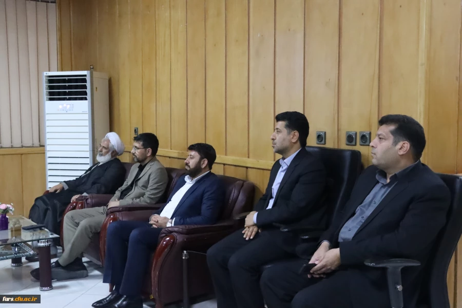 دیدار مدیرکل سیاسی، انتخابات و تقسیمات کشوری استان فارس با هیئت رئیسه و اعضای دانشگاه فرهنگیان فارس 5