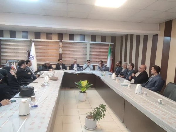 بازدید دکتر فرهاد علی پور معاون آموزش  و تحصیلات تکمیلی، به همراه دکتر محمدسعیدمحمدشفیعی، مدیرکل دفتر برنامه ریزی درسی و دکتر حسن  رحیمی مدیر بهسازی و منابع انسانی سازمان مرکزی دانشگاه فرهنگیان از دانشکده های علوم تربیتی  و علوم انسانی شهیدمطهری شیراز
 4