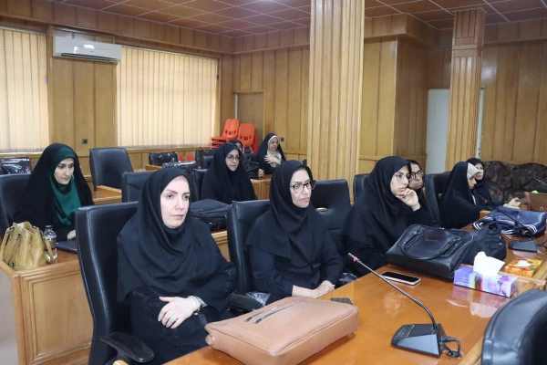  نشست هم اندیشی اعضای هیئت علمی و مدیران آموزشی دانشگاه فرهنگیان فارس با معاون آموزشی دانشگاه فرهنگیان کشور
 4