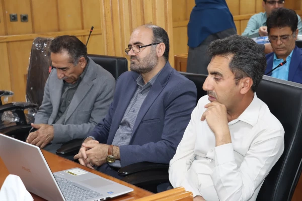  نشست هم اندیشی اعضای هیئت علمی و مدیران آموزشی دانشگاه فرهنگیان فارس با معاون آموزشی دانشگاه فرهنگیان کشور
 8