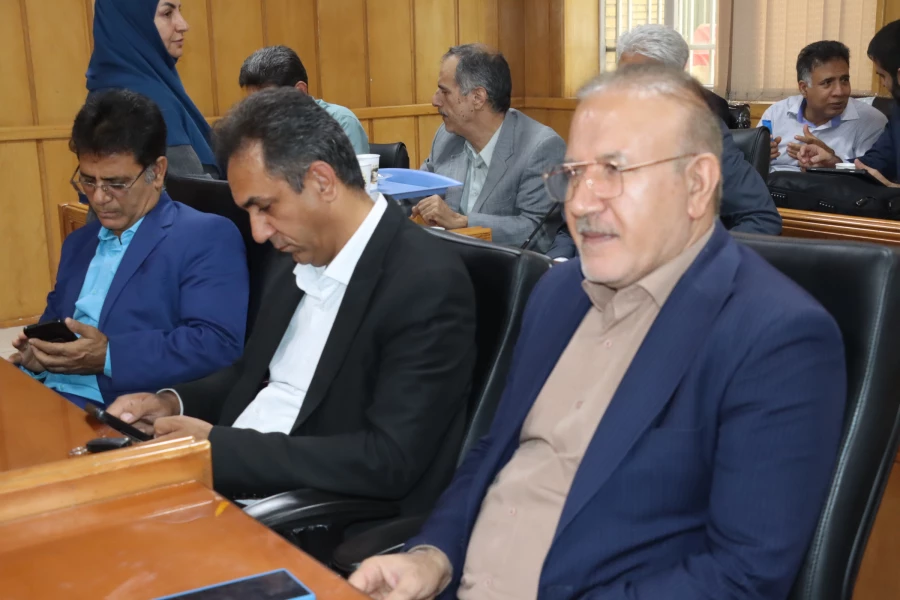  نشست هم اندیشی اعضای هیئت علمی و مدیران آموزشی دانشگاه فرهنگیان فارس با معاون آموزشی دانشگاه فرهنگیان کشور
 9