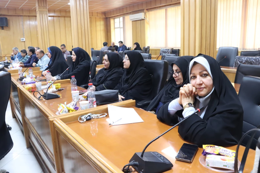 نشست آموزشی بررسی آیین نامه های آموزشی دانشگاه فرهنگیان فارس برگزار شد 6