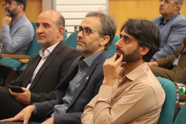 گزارش کارگاه آموزشی «عوامل ایجادکننده آسیب های مزمن کمر و گردن و شیوه های پیشگیری و اصلاح»
 2