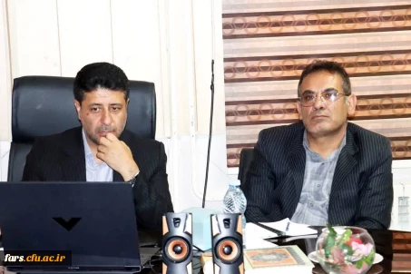 تاکید رئیس دانشگاه فرهنگیان بر استقلال دانشگاه های استانی

رجبعلی برزوئی بر ضرورت استقلال و توانمندسازی دانشگاه های استانی در حوزه های مختلف آموزشی، پژوهشی، فرهنگی و دانشجویی تاکید کرد.
